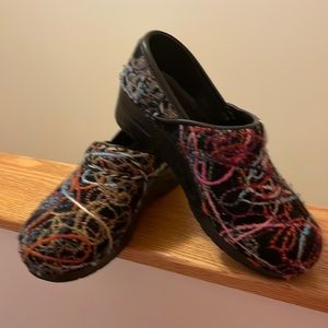 Dansko clogs size 38